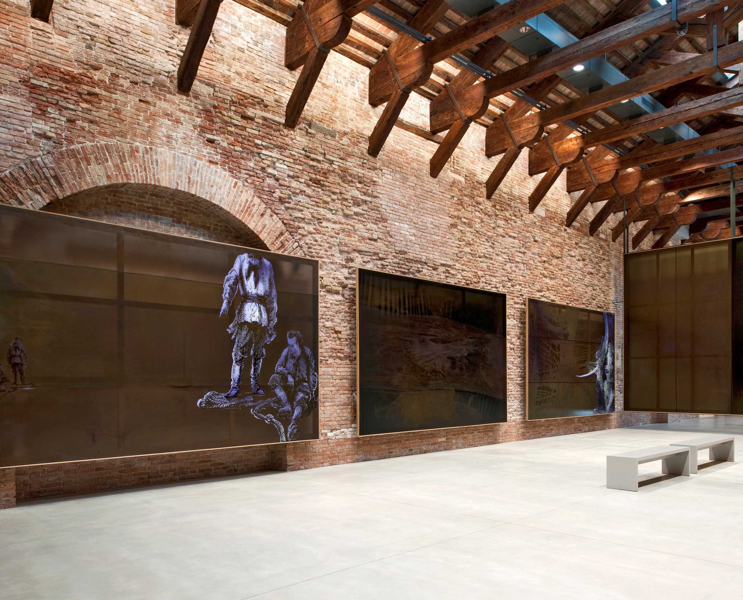 Punta della Dogana Museum: Kunstausstellung in restaurierter Architektur mit ERCO Lichtlösungen.