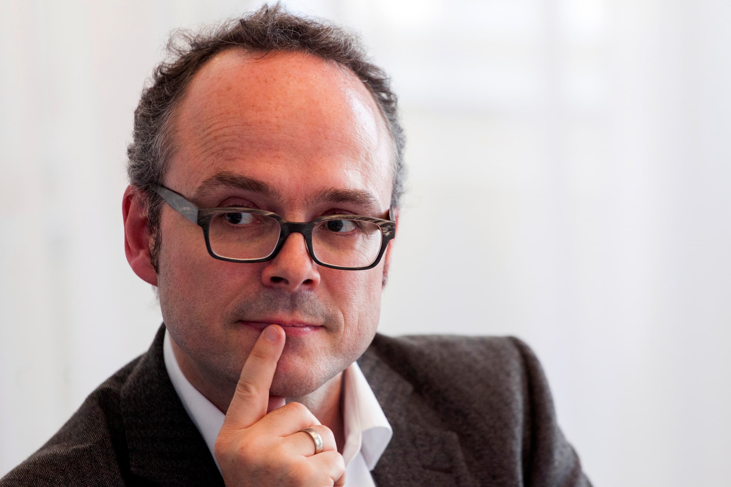 Porträt von Martin Krautter, freiberuflicher Autor für ERCO, der über Lichtdesign schreibt.