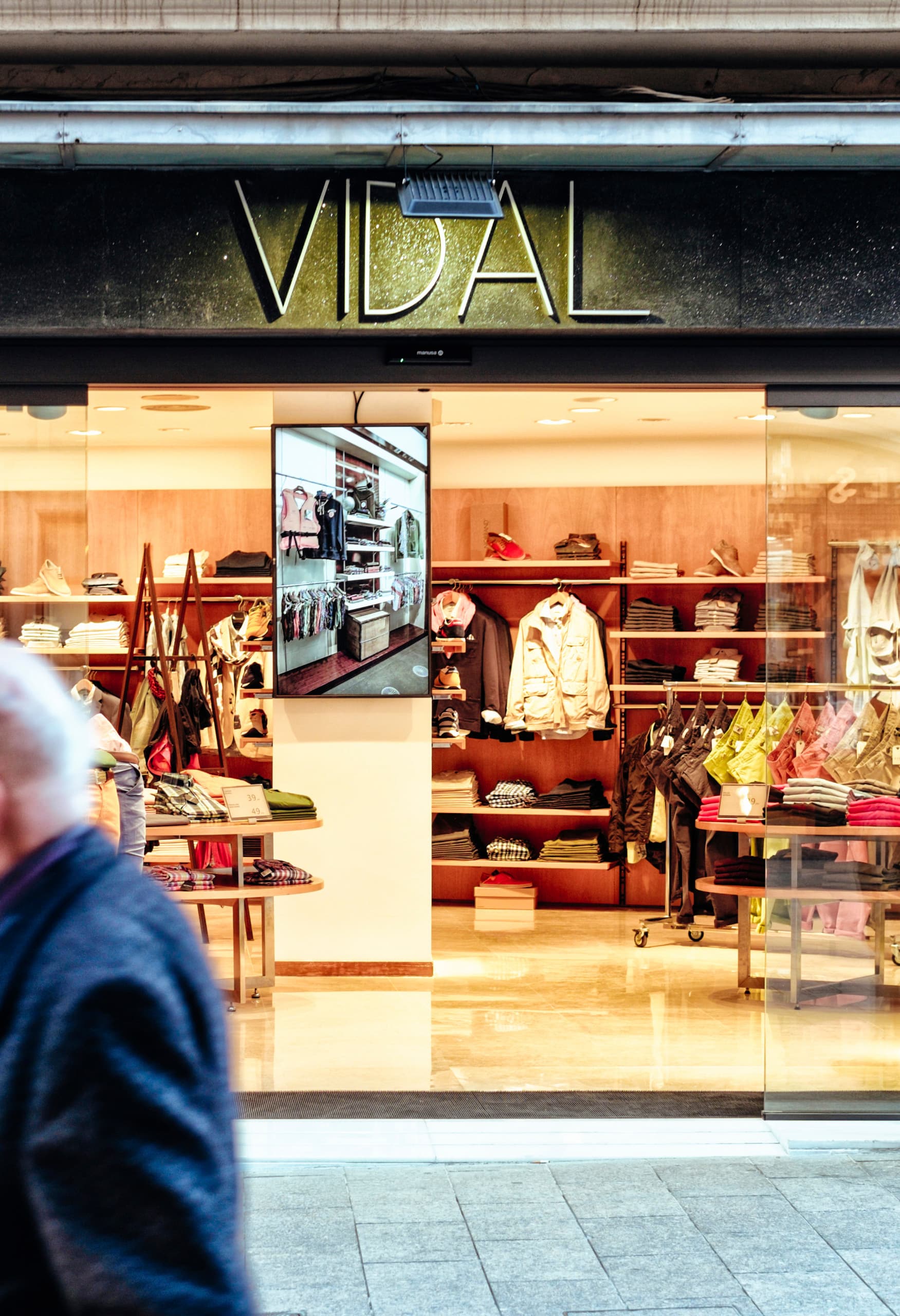 Modeboutique Vidal, Vic