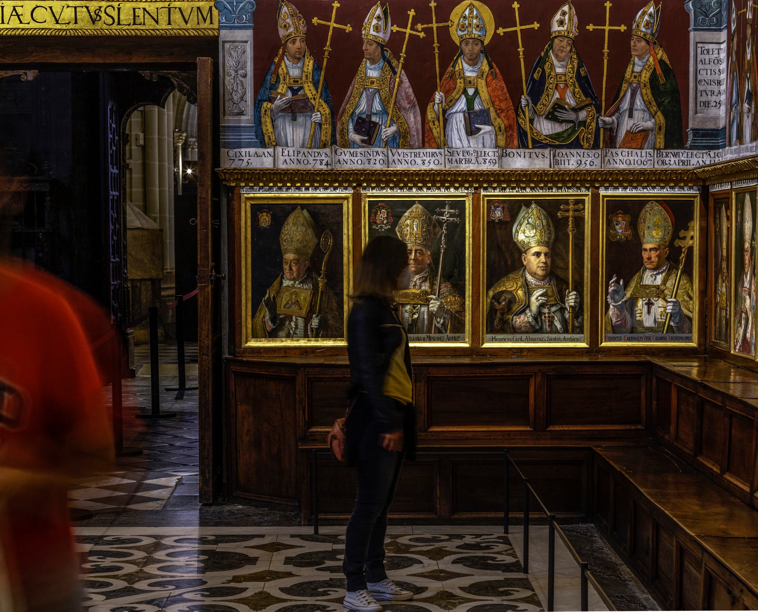 Fresken und Gemälde im Kapitelsaal der Kathedrale von Toledo, beleuchtet mit ERCO Licht.