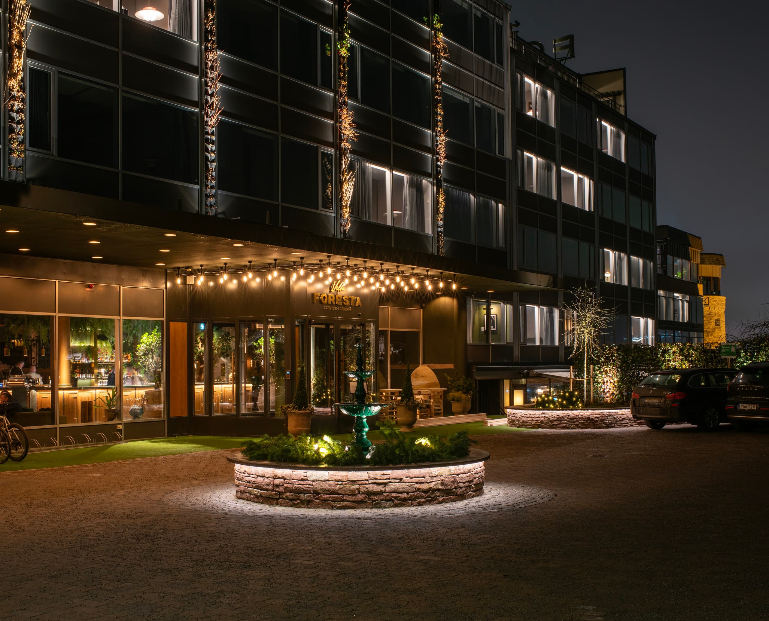 Hotel Villa Foresta in Stockholm mit atmosphärischer LED-Beleuchtung von ERCO.