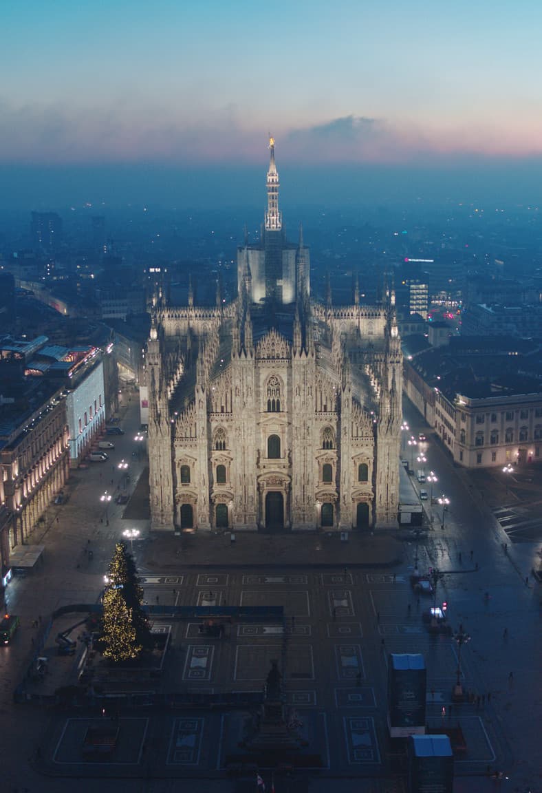 Mailänder Dom: ERCO LED-Strahler erleuchten die Fassade des Wahrzeichens.