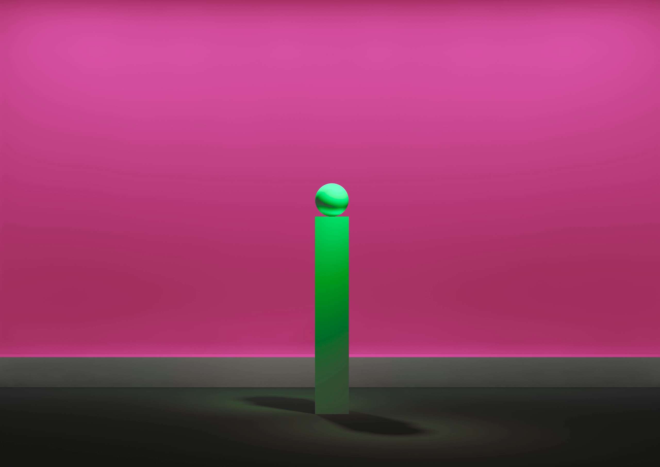Grüne Skulptur vor pinkfarbenem Hintergrund, Teil einer Lichtinstallation.