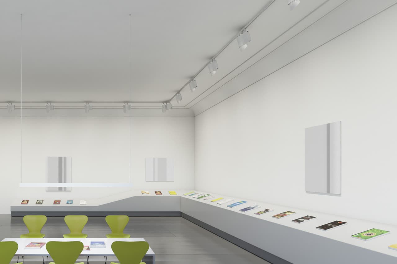 ERCO Lichtlösung mit neutraler Raumbeleuchtung durch Deckenleuchten und lineares Lichtdesign.