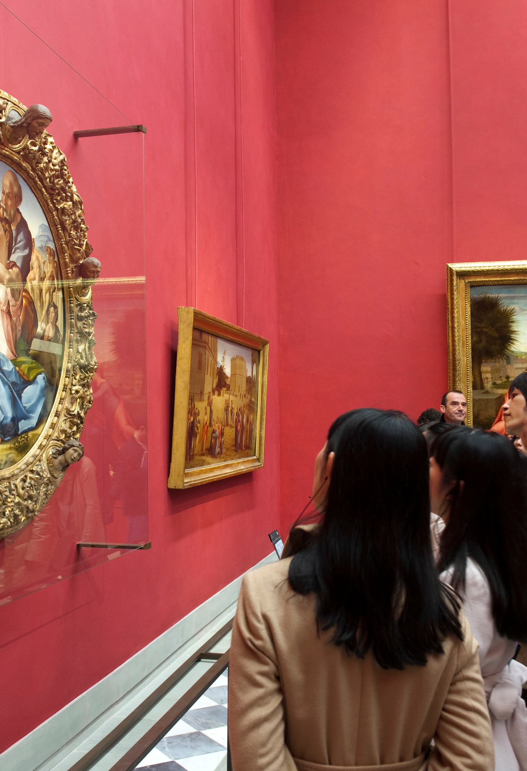 Gemälde in der Galleria degli Uffizi, Florenz, beleuchtet mit ERCO LED-Leuchten.