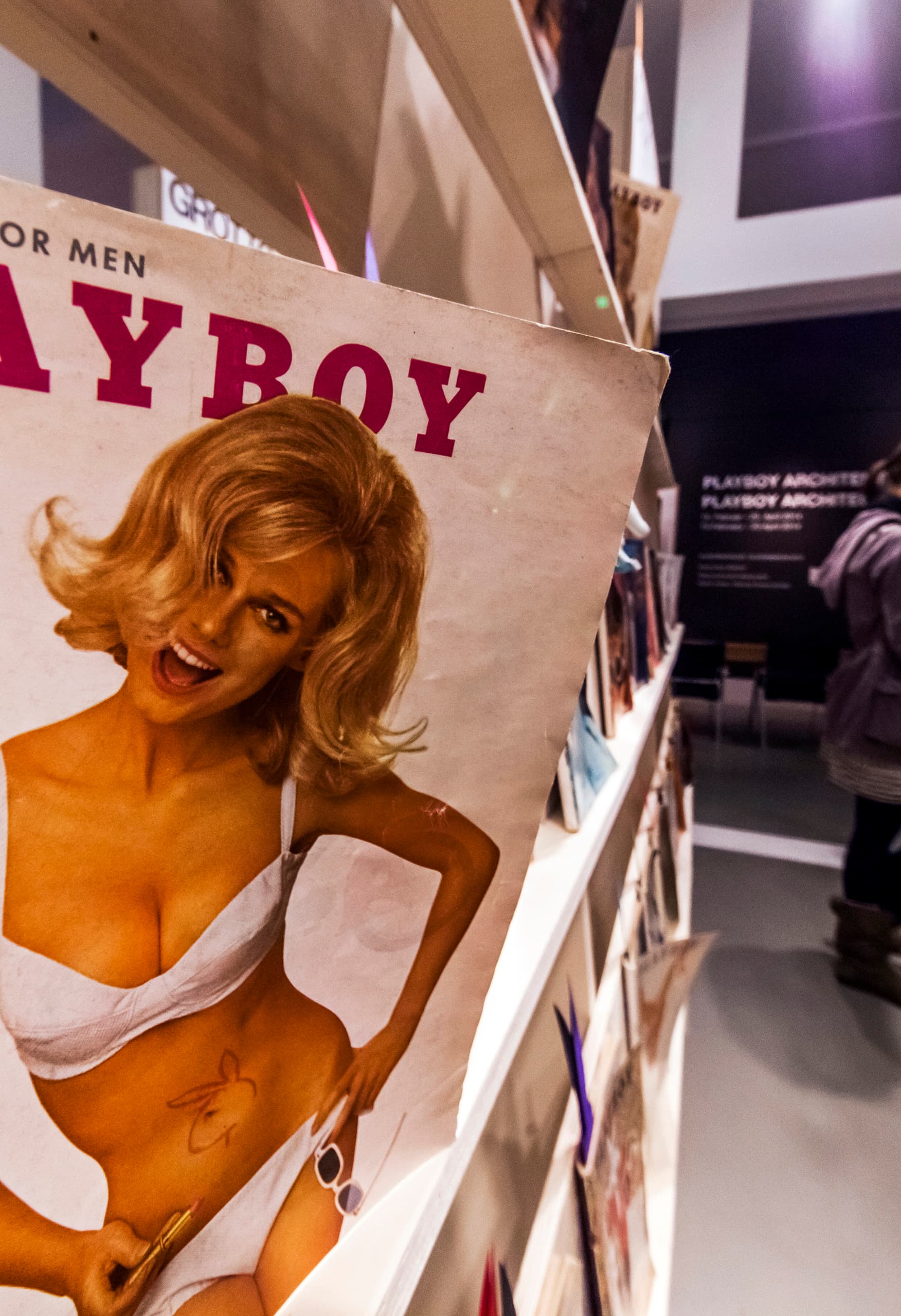 Playboy-Magazin-Cover in der Ausstellung "Playboy Architecture" im Deutschen Architekturmuseum.