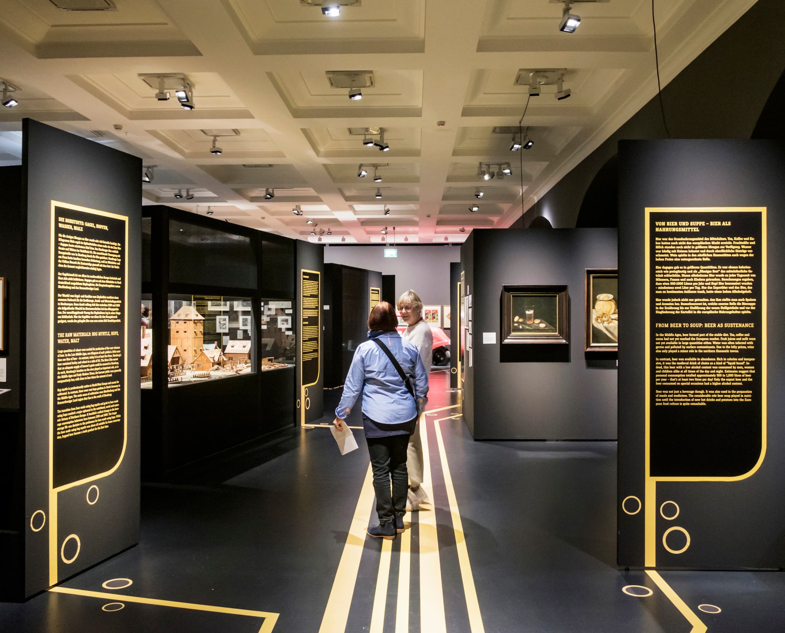 ERCO Lichtakzente in der Ausstellung "Ohne Alster kein Bier" im Museum für Hamburgische Geschichte.