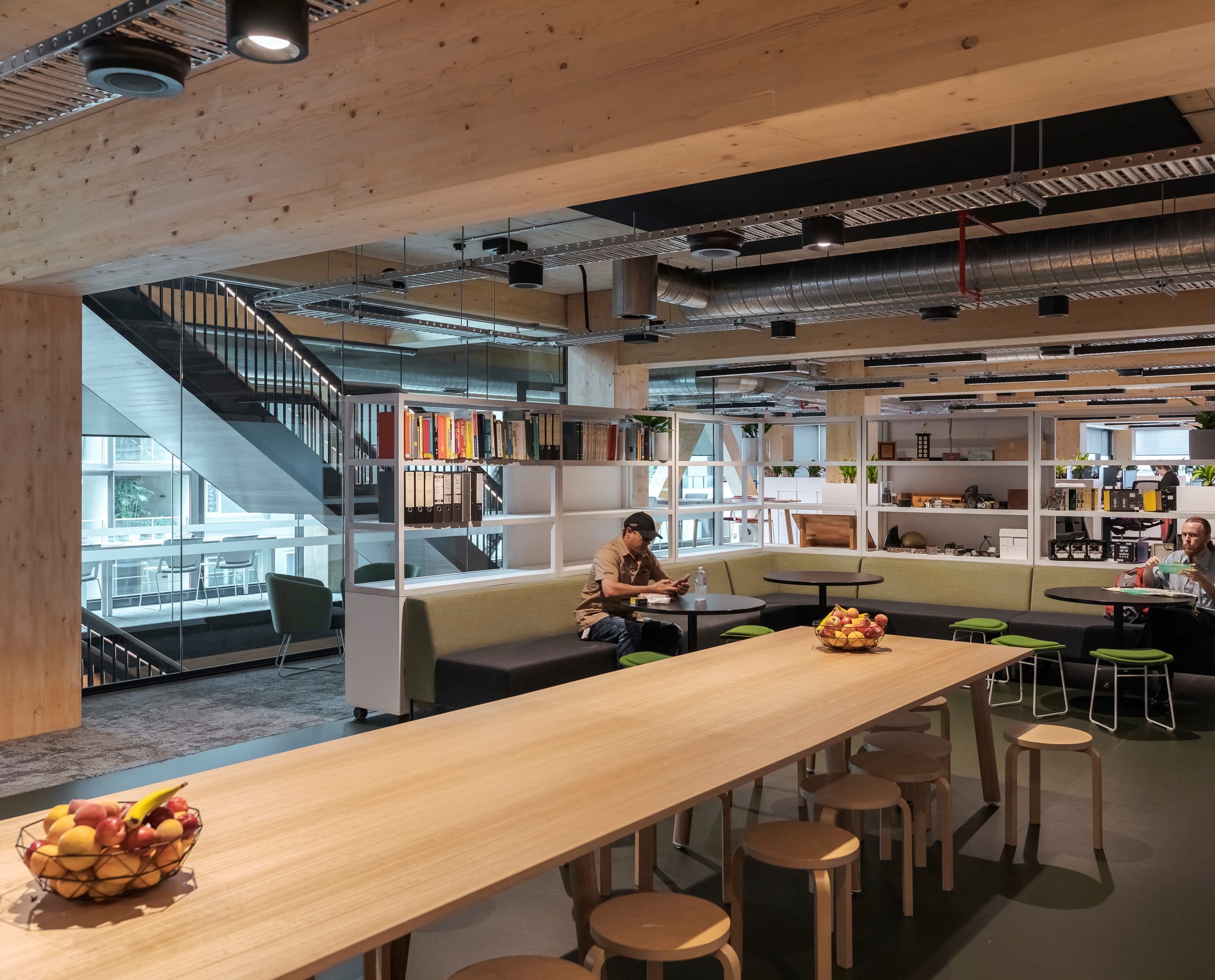 Aurecon Büro in Brisbane mit ERCO LED-Beleuchtung in Holzbauweise.