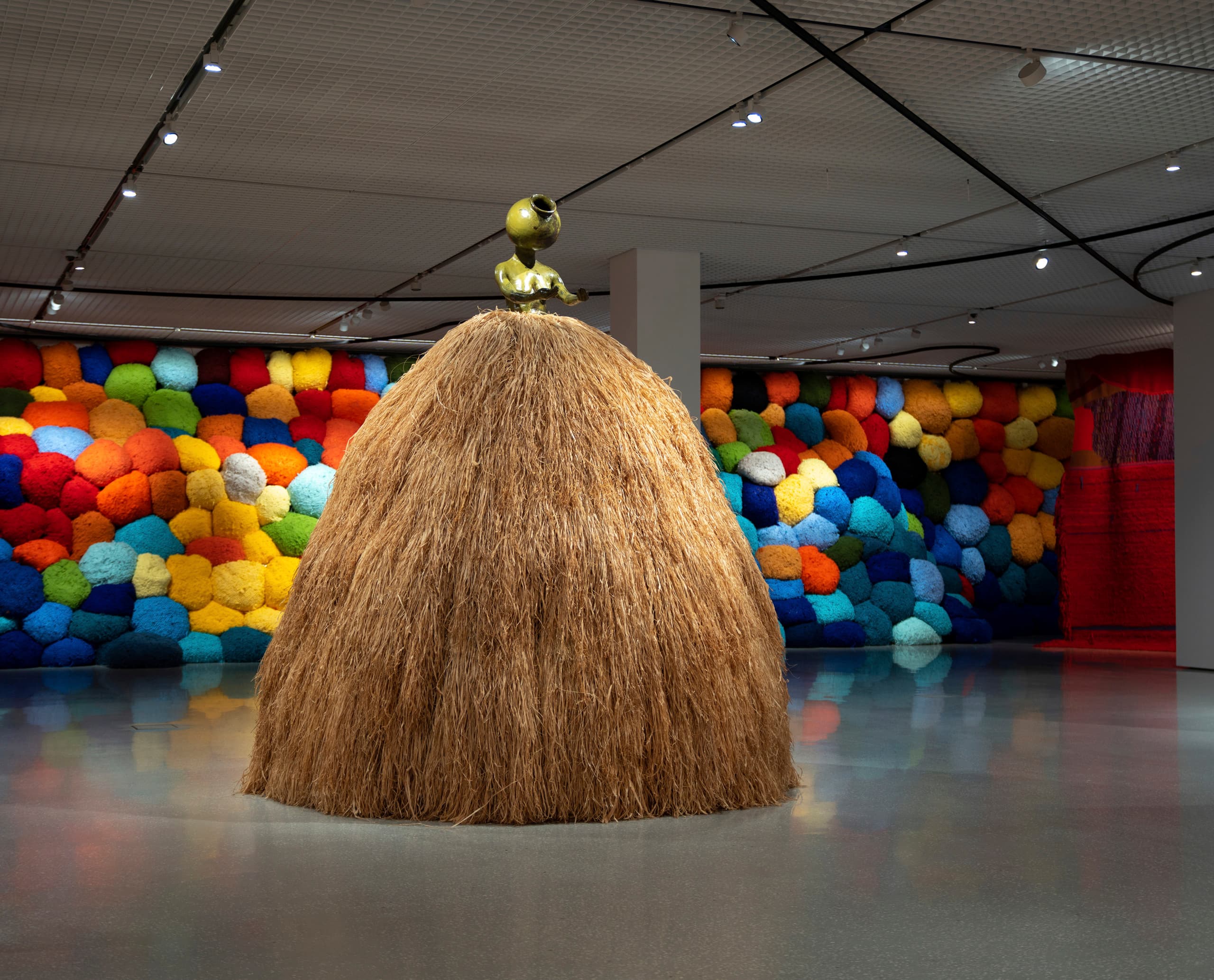 Kunstinstallation im Nationalmuseum Oslo, beleuchtet mit ERCO Strahlern.