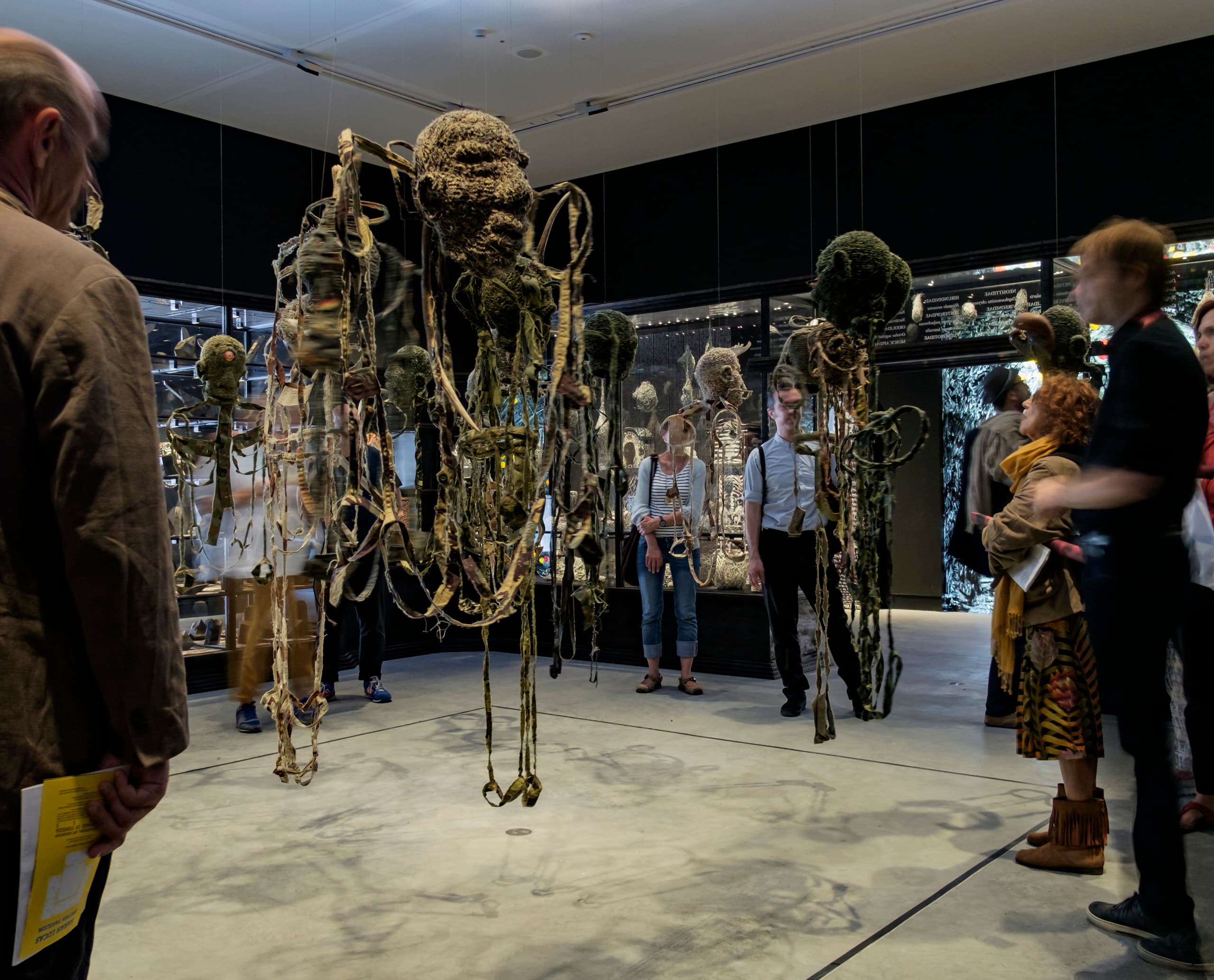 Kunstinstallation im australischen Pavillon der Biennale in Venedig, beleuchtet mit ERCO Strahlern.
