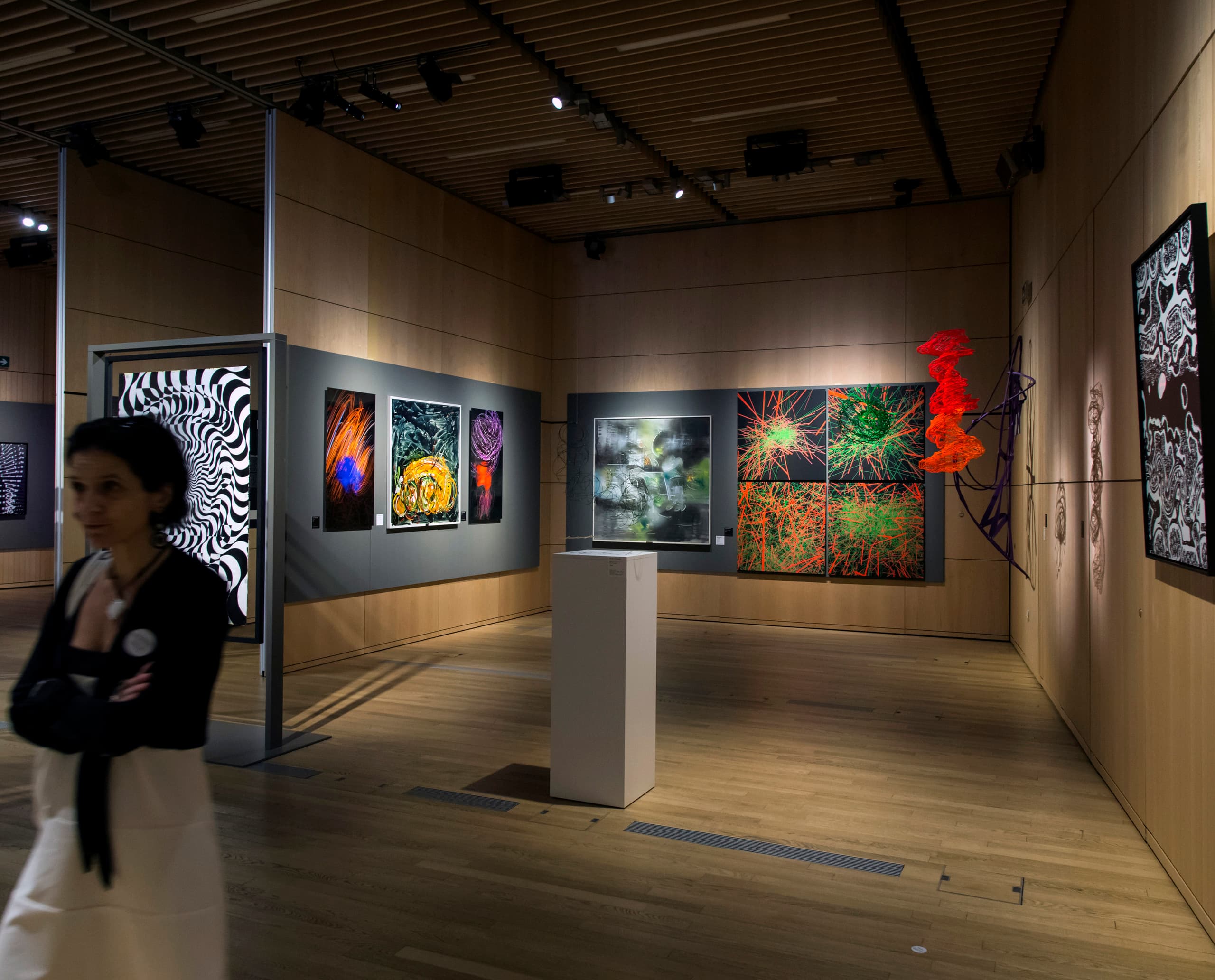 Kunstausstellung im UniCredit Pavilion, Mailand, beleuchtet mit ERCO LED-Strahlern.