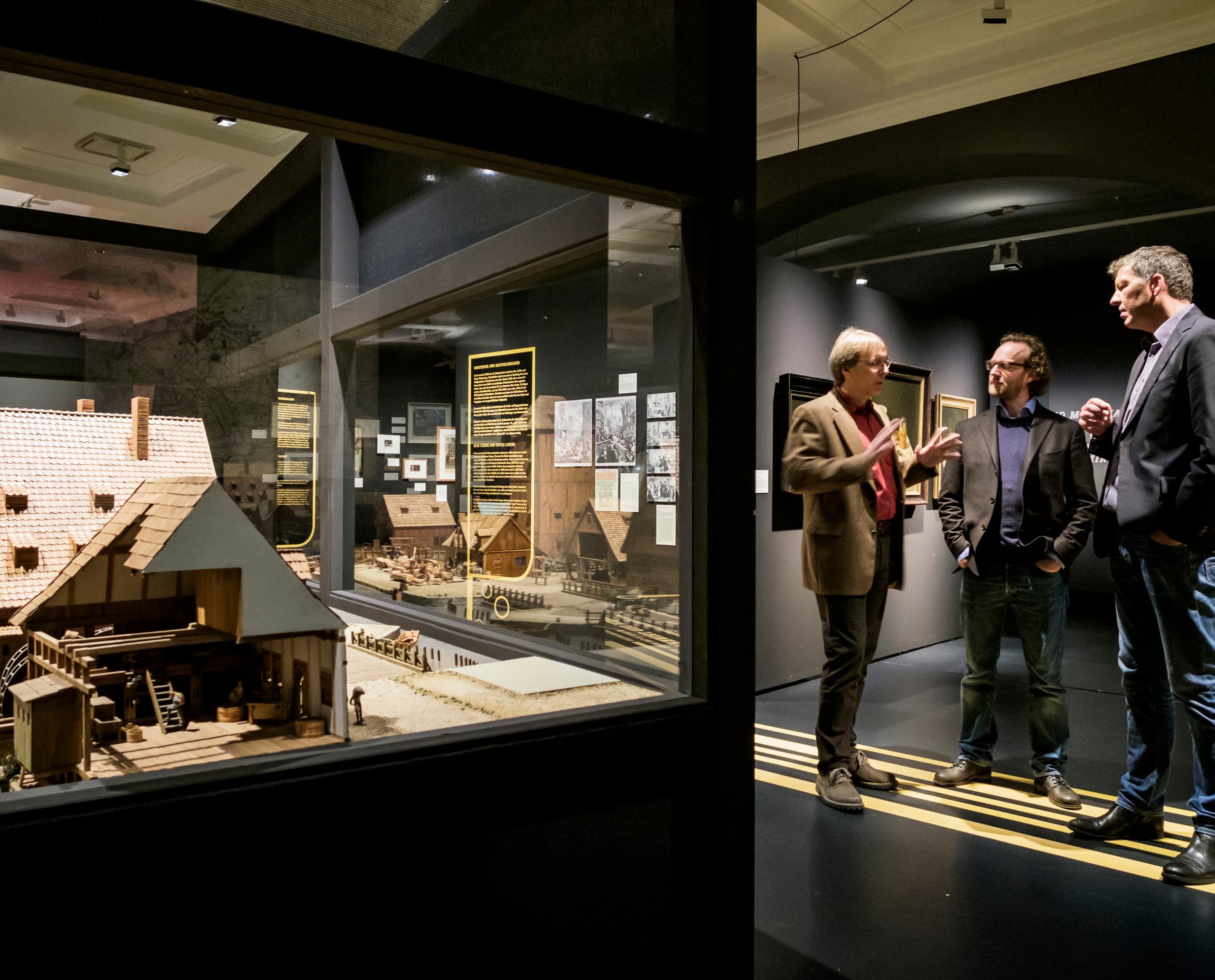 ERCO Lichtakzente in der Ausstellung "Ohne Alster kein Bier" im Museum für Hamburgische Geschichte.