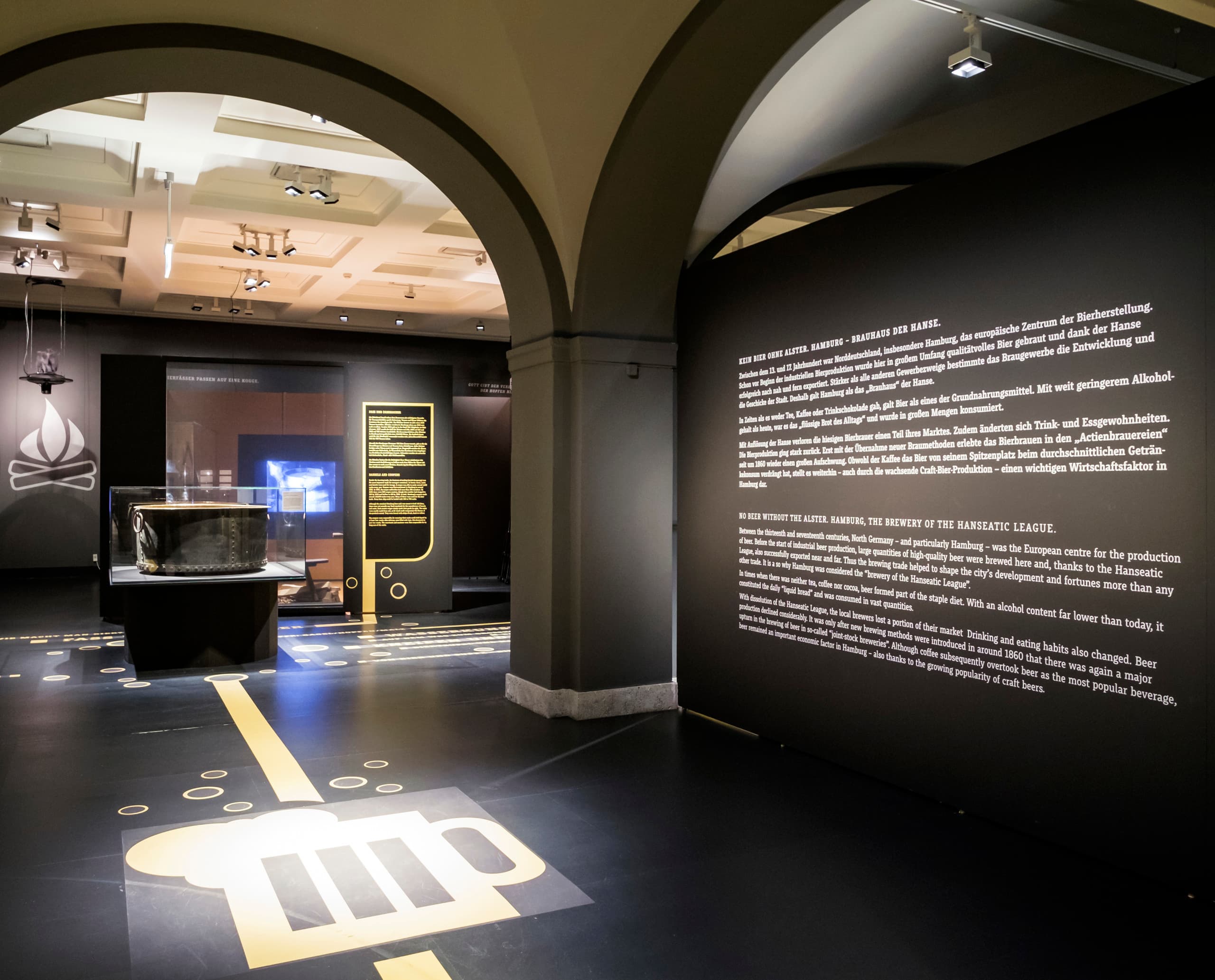 ERCO Lichtakzente im Museum für Hamburgische Geschichte, die Braukultur hervorheben.