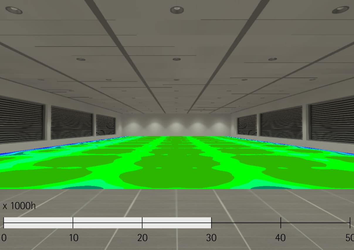 Visualisierung der Lichtverteilung mit ERCO LEDs, die eine hohe Lebensdauer und Lichtqualität in Büroumgebungen gewährleisten.