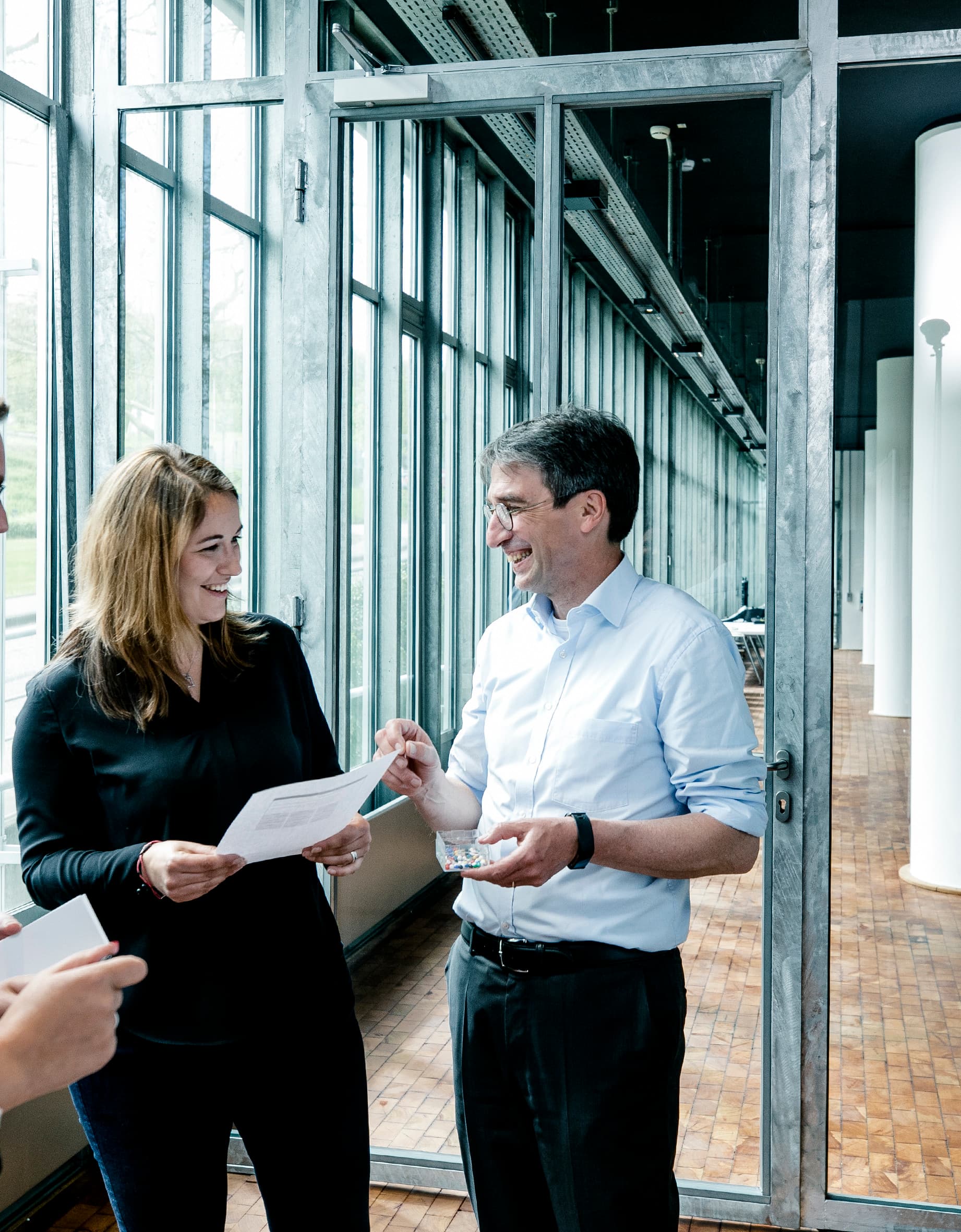 ERCO-Team bei der Planung von Lichtprojekten im Büro.