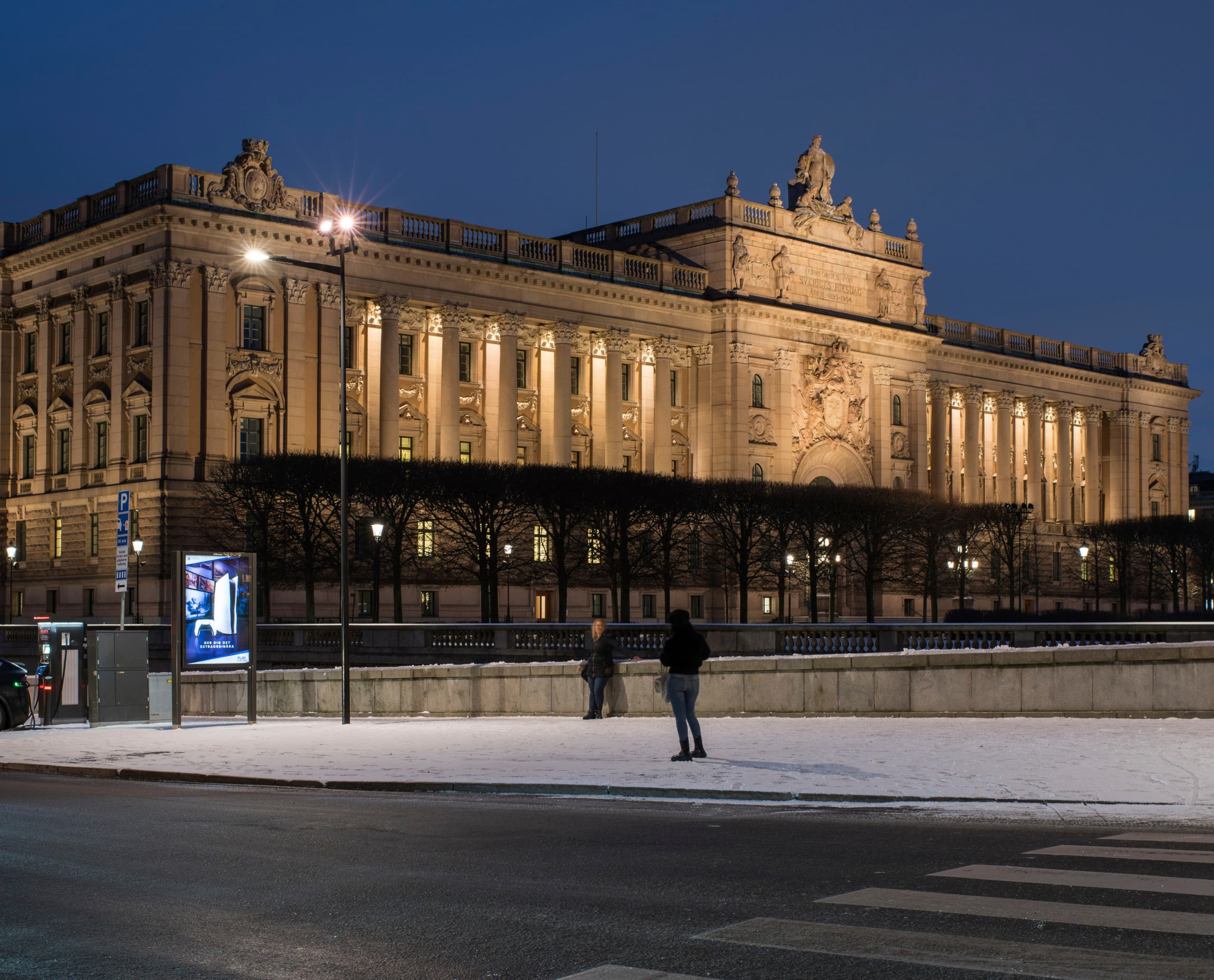 LED-Beleuchtung des Reichstagsgebäudes in Stockholm mit ERCO Beleuchtung.