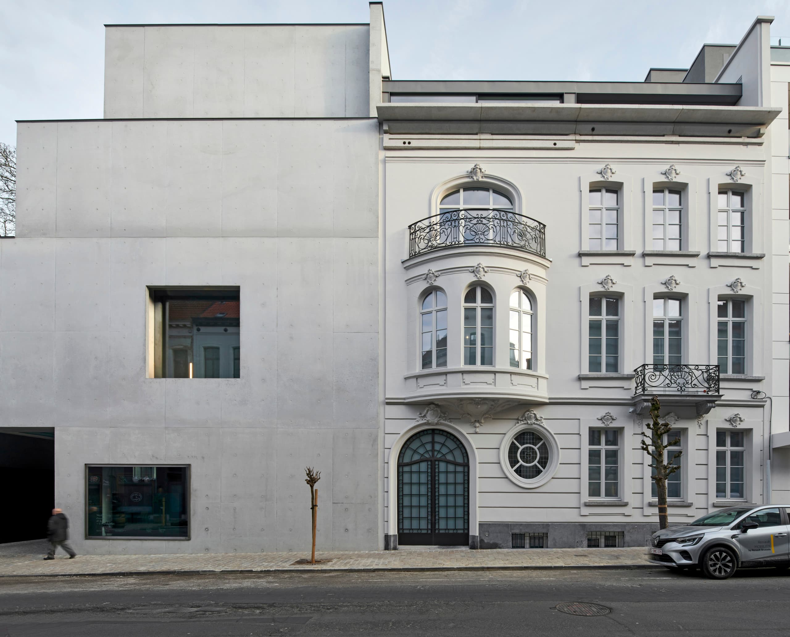 Xavier Hufkens Galerie in Brüssel: Flexible ERCO Beleuchtung für Kunstausstellungen in historischer und moderner Architektur.