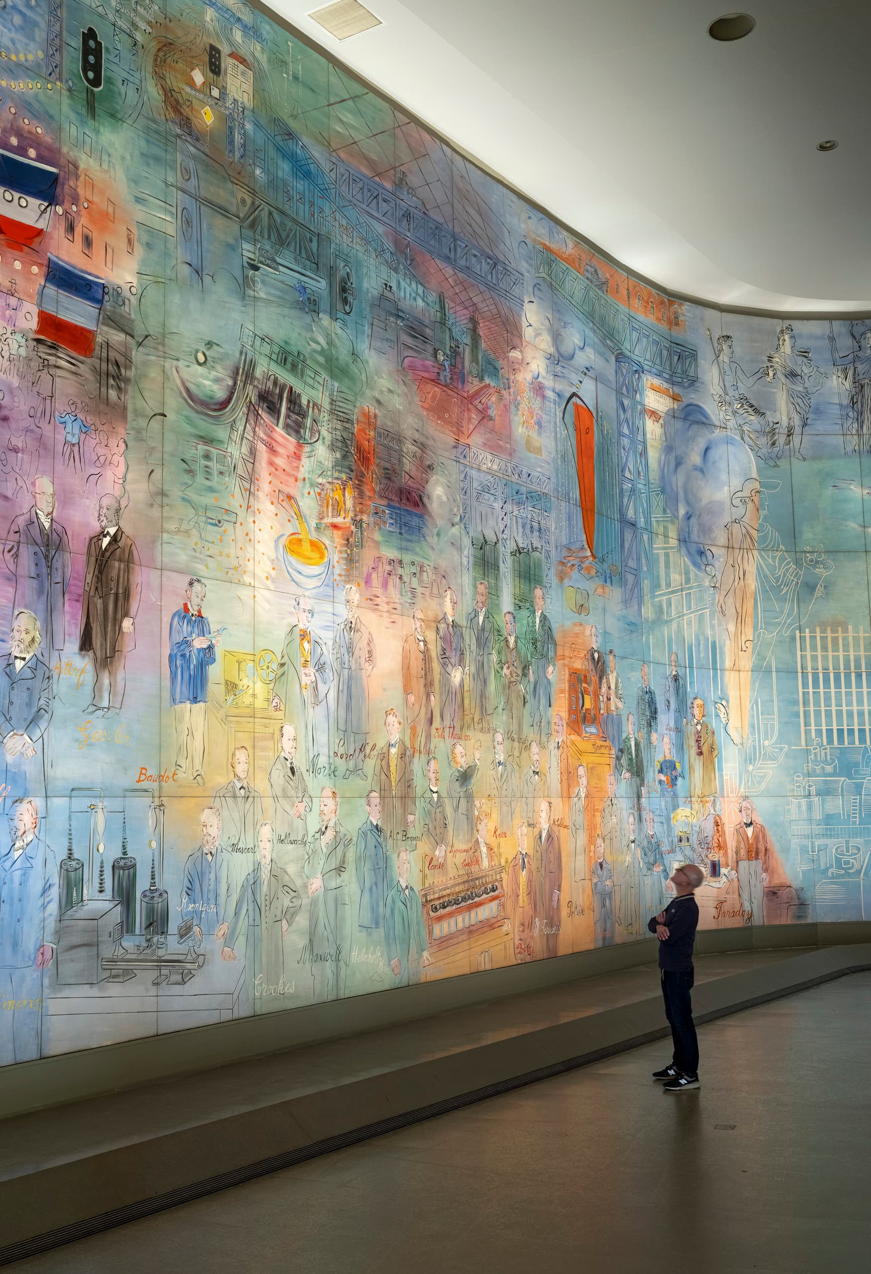 Raoul Dufys „La Fée Electricité“ im Musée d’Art Moderne, beleuchtet mit ERCO LED-Wallwashern.