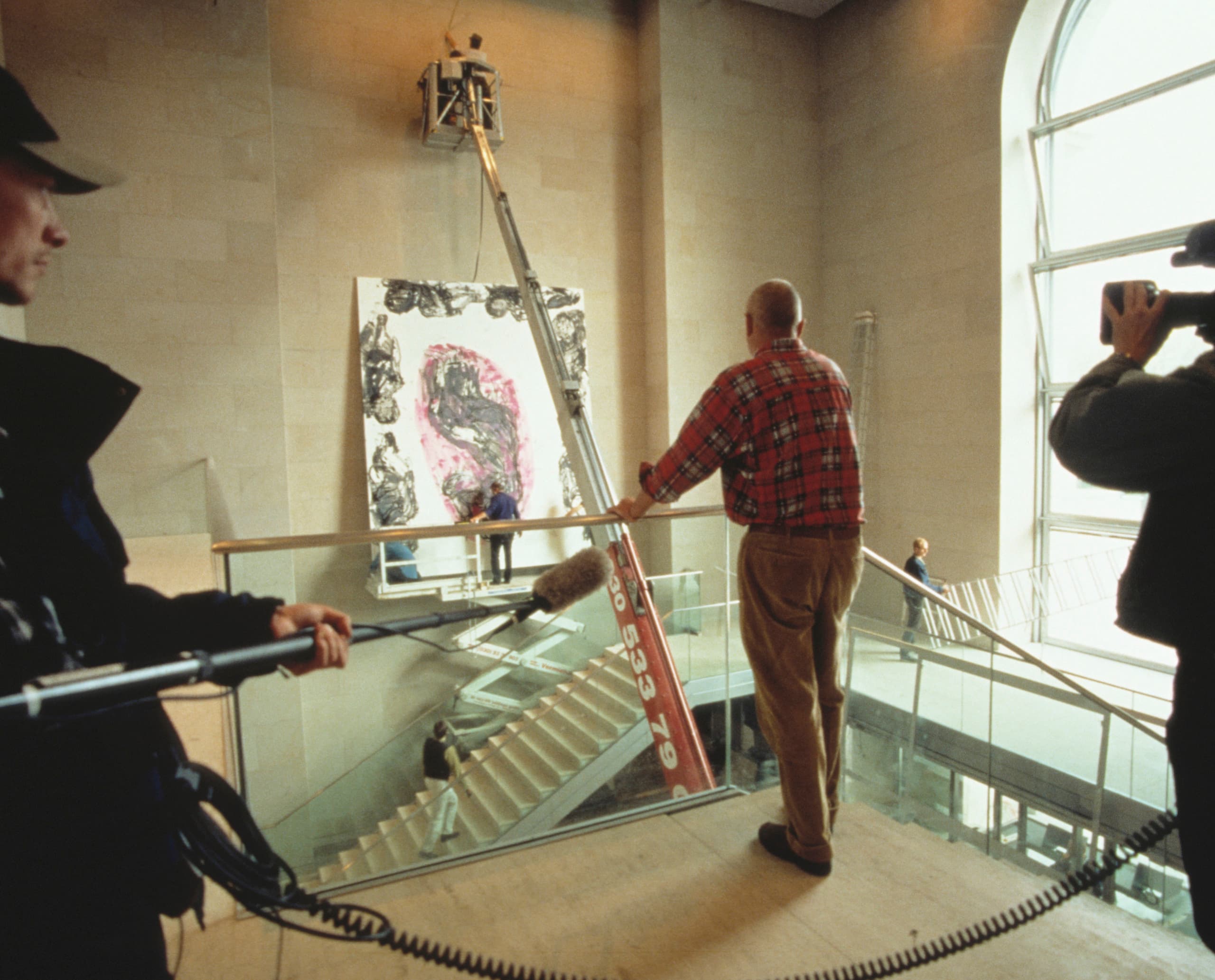 Kunstinstallation im Reichstagsgebäude während der Beleuchtungsarbeiten mit ERCO Licht.