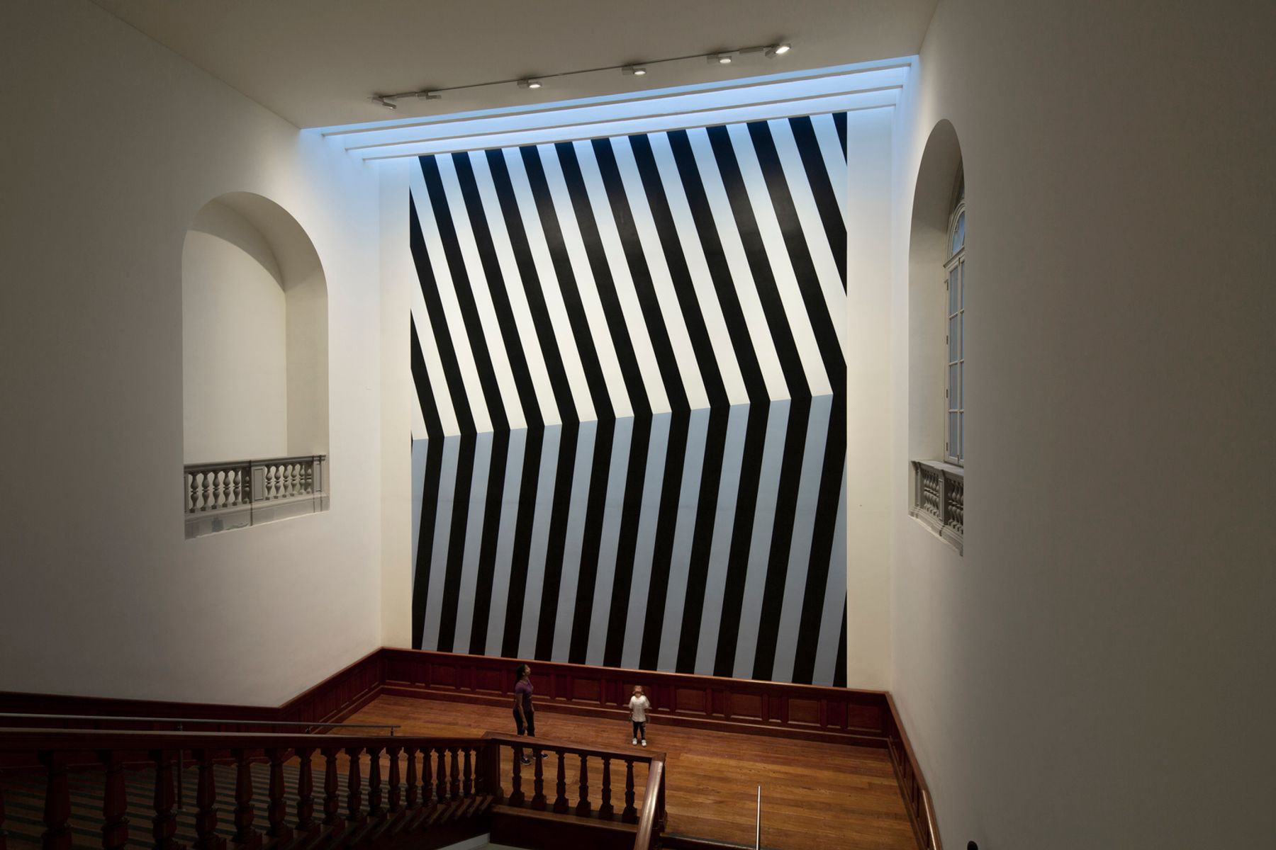 Musée d’art MALI de Lima, Lima. Architecture : Antonio Leonardi (1872), José García Bryce und Héctor Velarde (1956). Architecture d´exposition : Département de muséographie et commissariat MALI. Conception lumière : Hilite. Lima. Photographie : Edgar Zippel, Berlin.