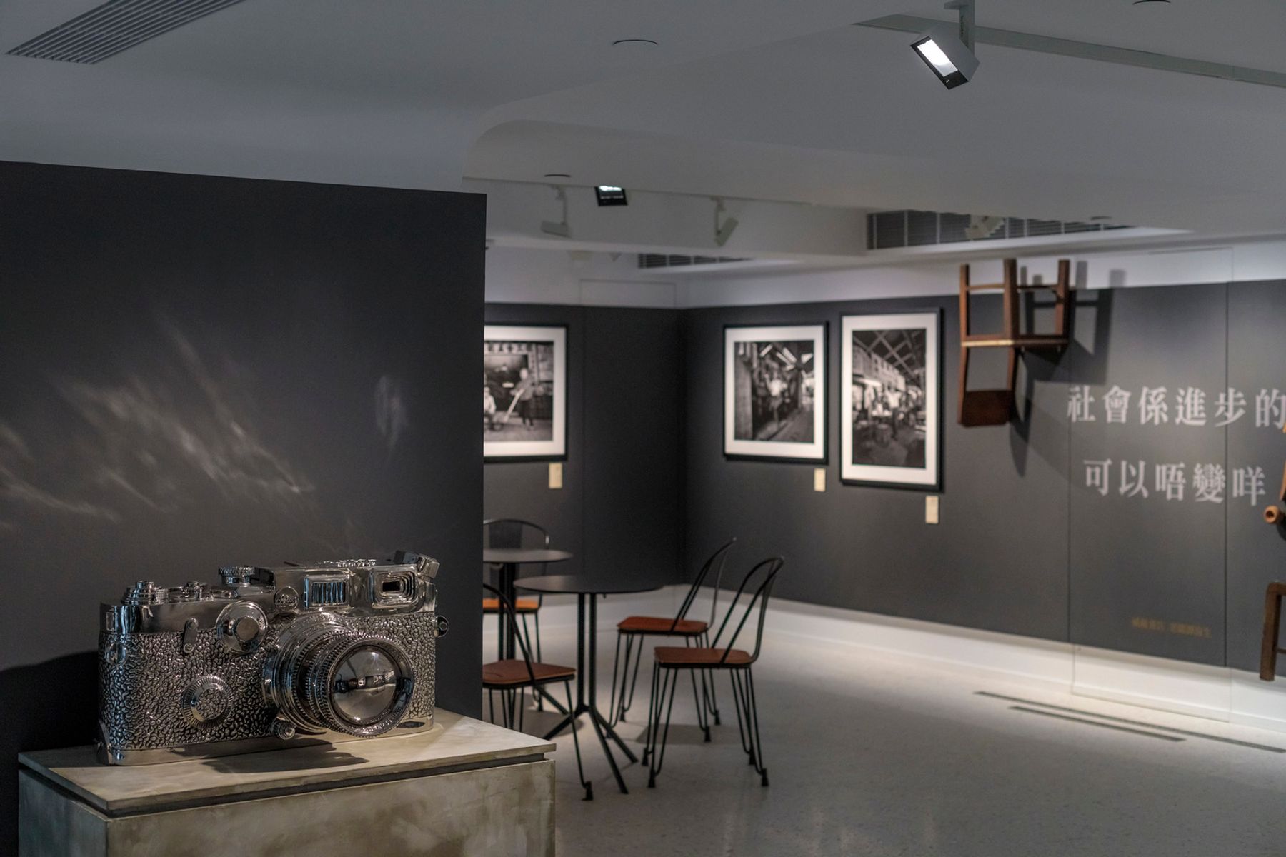 f22 foto space, Hong Kong. Photographie : Jackie Chan, Sydney.