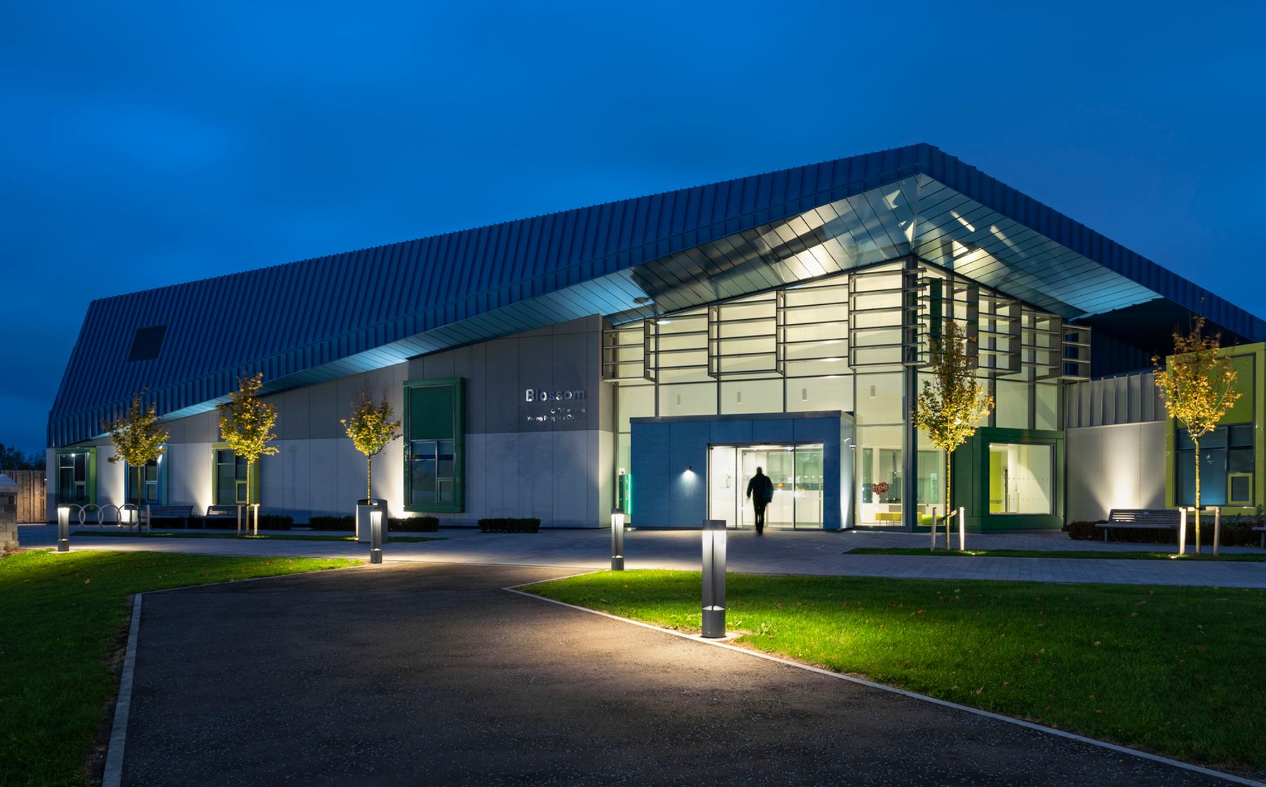 Craigavon Paediatric Centre, Belfast. Arkitektur: Todd Architects, Belfast. Ljusplanering: Arup Lighting, London. Foto: Gavriil Papadiotis, London.