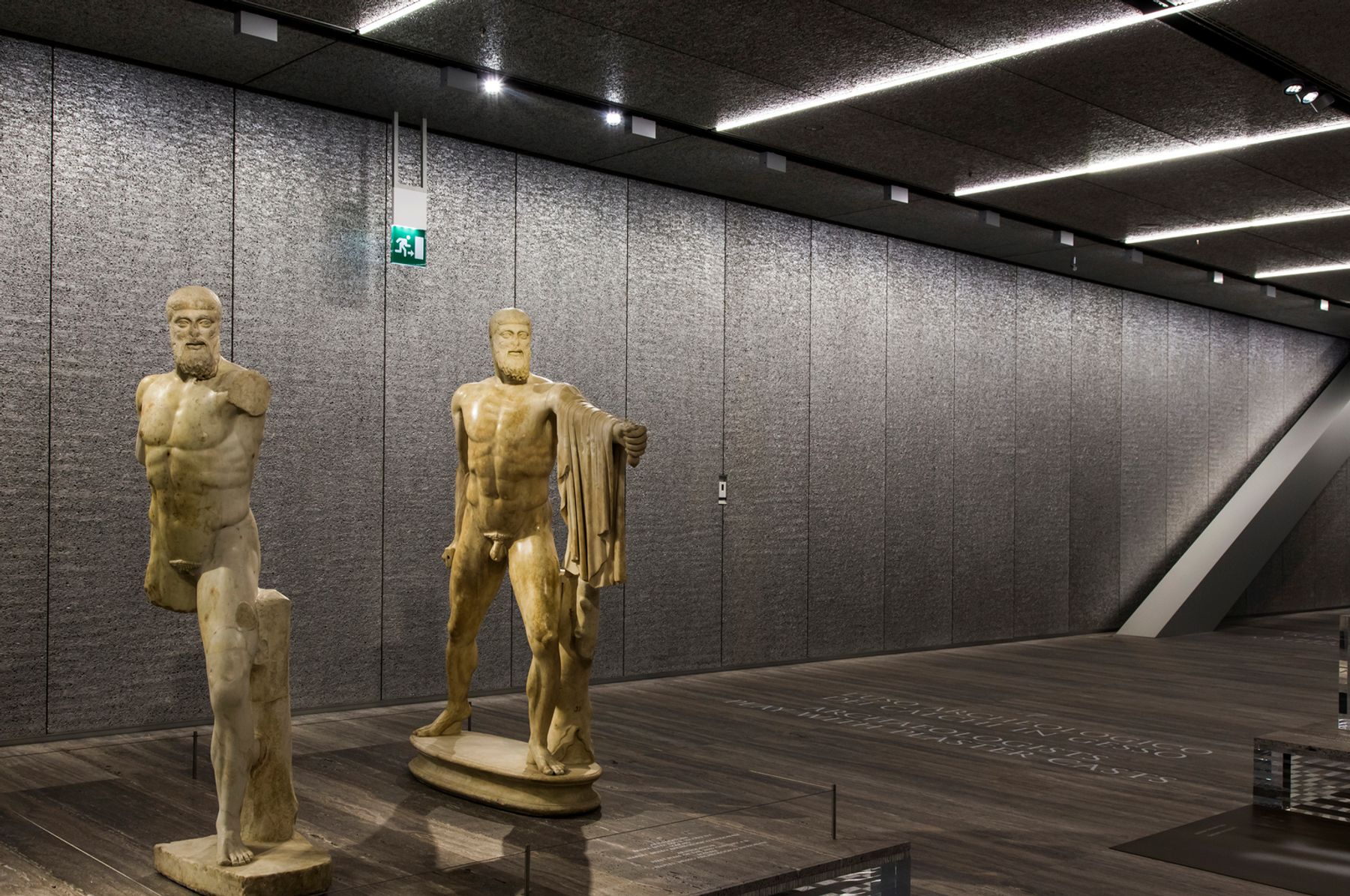 Fondazione Prada, Milan. Architecture: OMA / Rotterdam / (Rem Koolhaas, Chris van Duijn). Lighting design: Ducks Sceno, Villeurbanne; les éclaireurs, Lyon. Photography: Dirk Vogel, Altena.