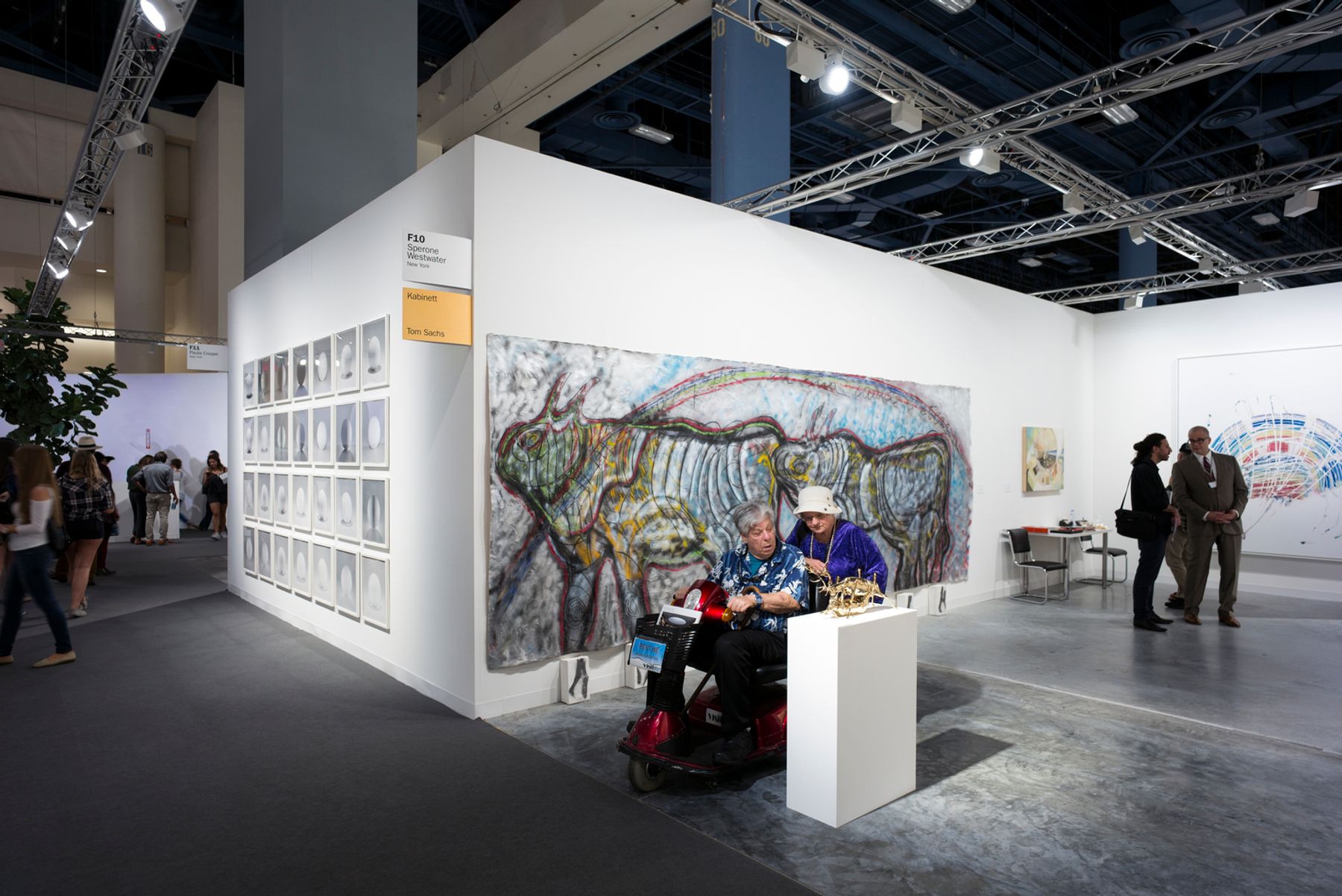Art Basel at the Miami Beach Convention Center. General contractor: Expomobilia, Effretikon / Switzerland. Lighting design: Reflexion, Zürich / Switzerland. Photography: Moritz Hillebrand, Zurich.