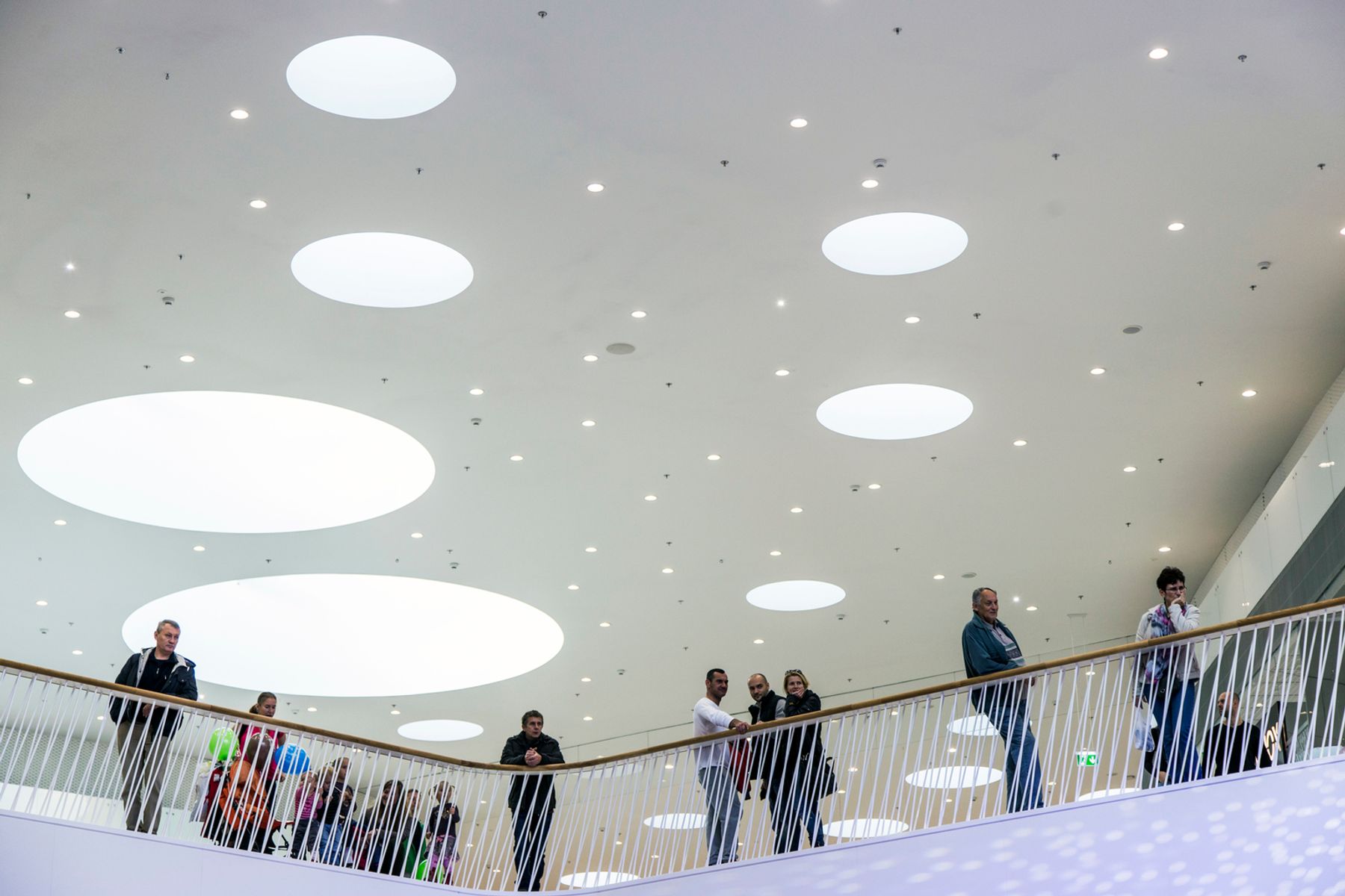 Shoppingcentret Bory Mall, Bratislava. Arkitektur: Massimiliano Fuksas, Rom. Foto: Dirk Vogel, Dortmund