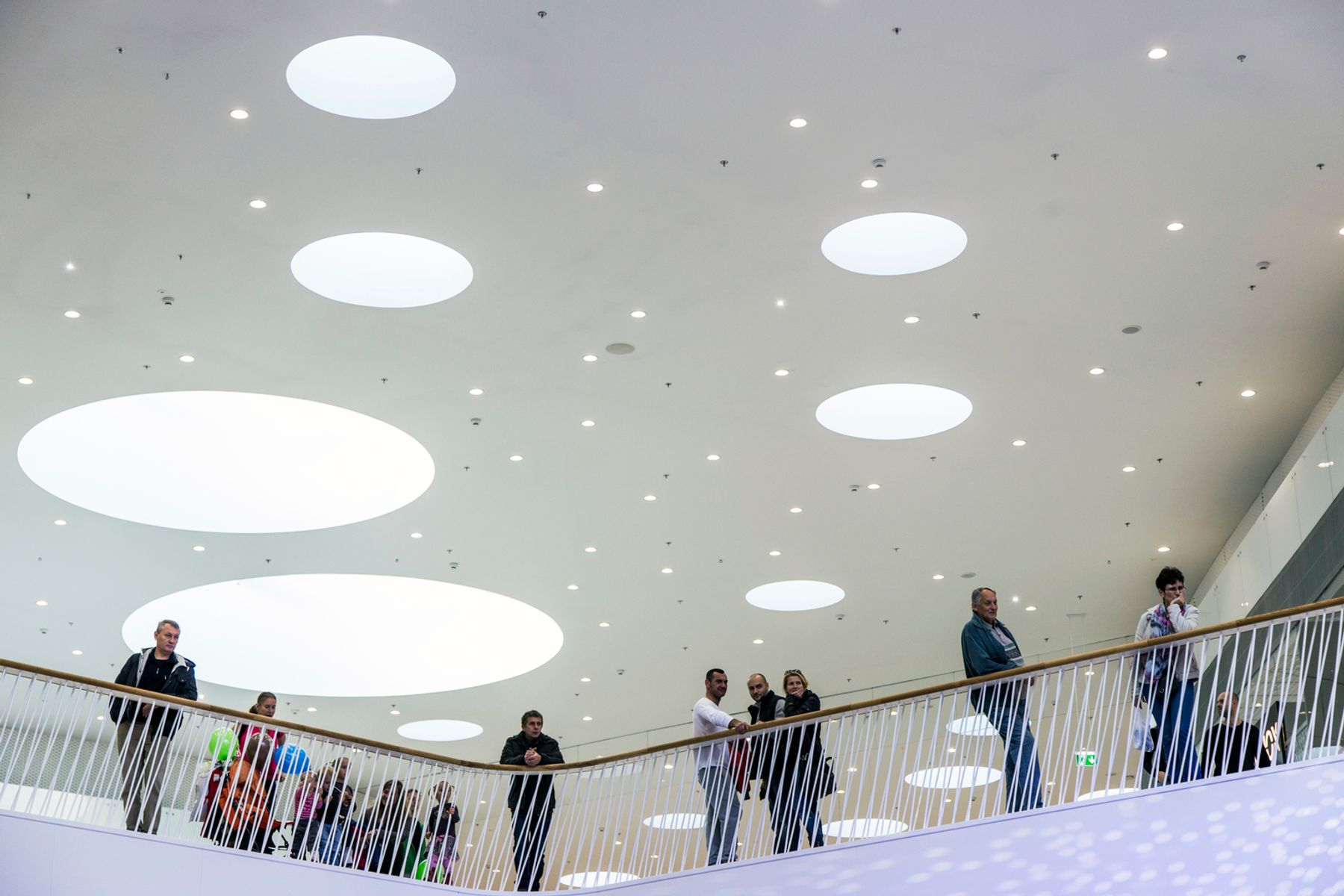 Centre commercial Bory Mall, Bratislava. Architecture : Massimiliano Fuksas, Rome. Photographie : Dirk Vogel, Dortmund