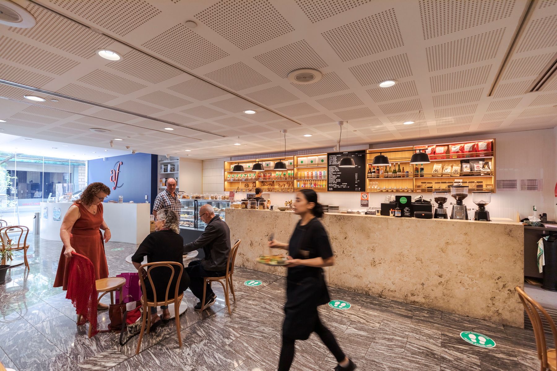 Boulangerie Wholegreen, Sydney. Architecture : Sarah Johnson / Lifesize, Sydney. Photographie : Jackie Chan, Sydney.