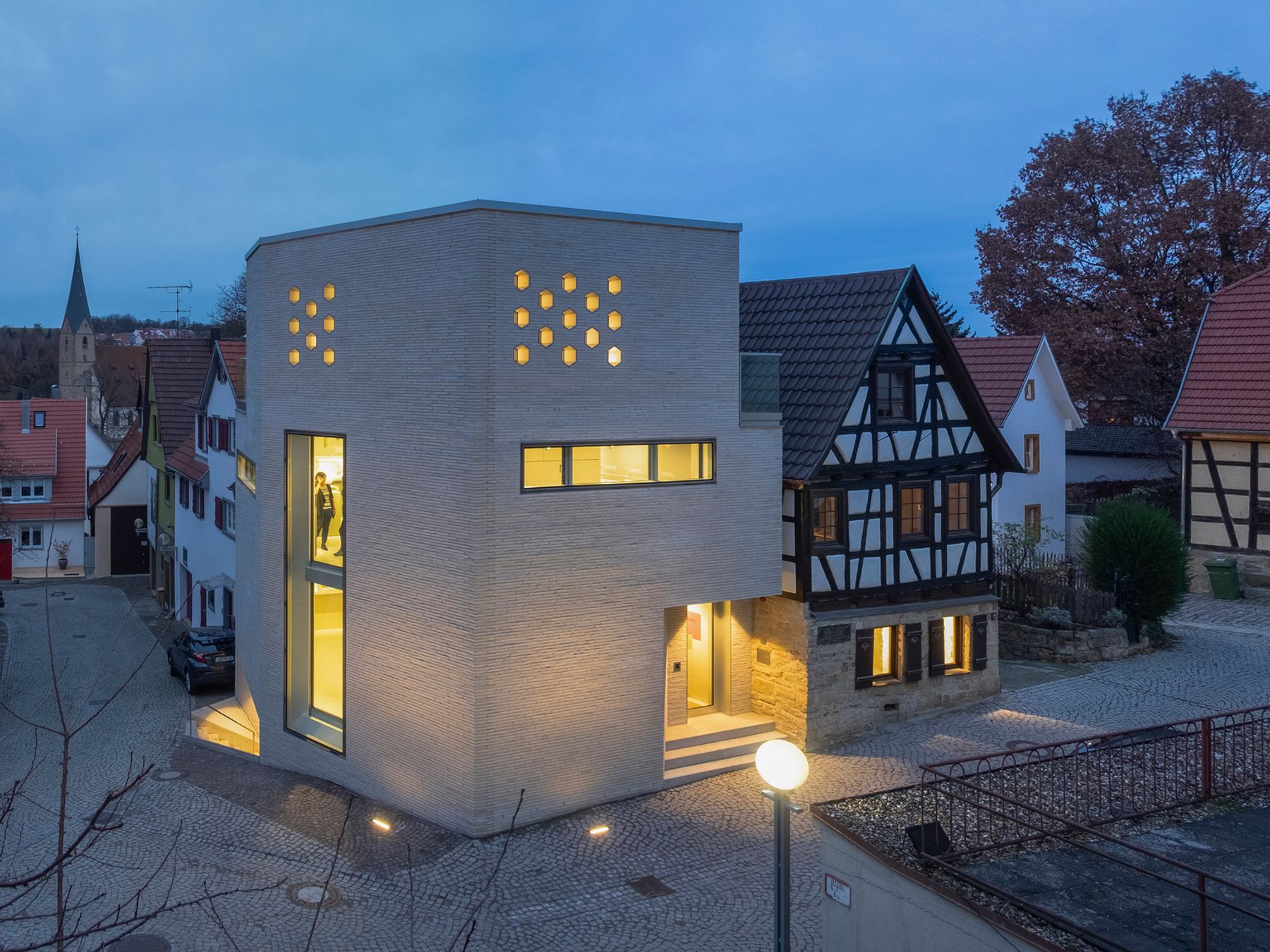 Tobias Mayer Museum, Marbach. Architecture: Webler + Geissler Architects, Stuttgart. Exhibition: Vista Rasch, Leinfelden-Echterdingen. Lighting design: pbe-Beljuli, Pulheim. Photography: Sebastian Mayer, Berlin.