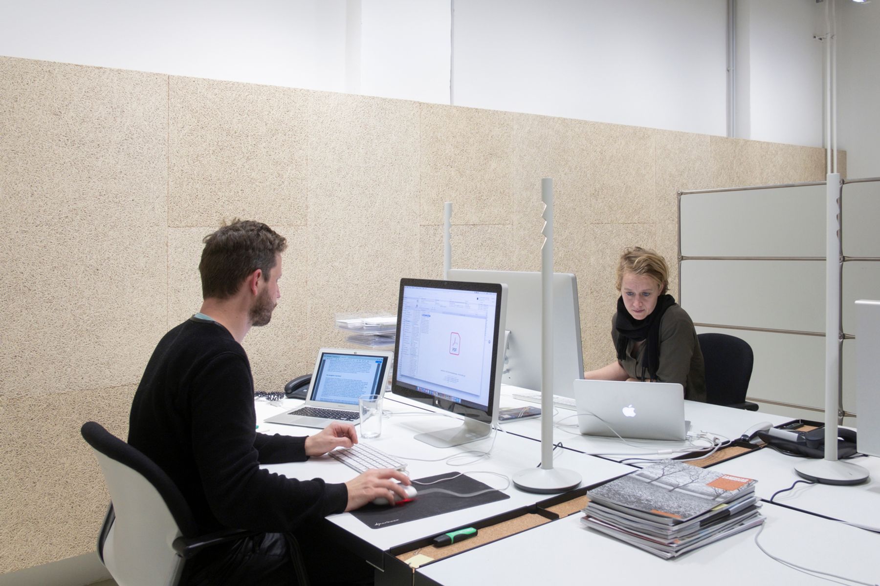 mai public relations GmbH, Berlin. Architecture : frank ARCHITECTURAL DESIGN, Berlin. Photographie : Sebastian Mayer, Berlin.