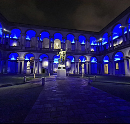 Pinacoteca de Brera / patio interior, Milán