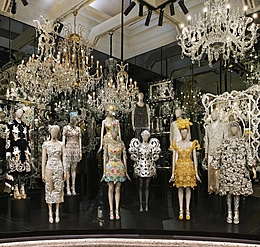 Dolce & Gabbana: mostra «Dal cuore alle mani»