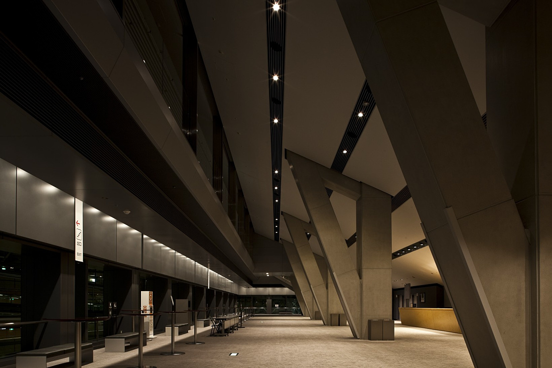 2010 Relighting of the Tokyo International Forum