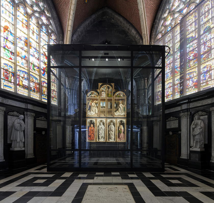 Altar, Ghent: The Adoration of the Lamb of God, Het Lam Gods