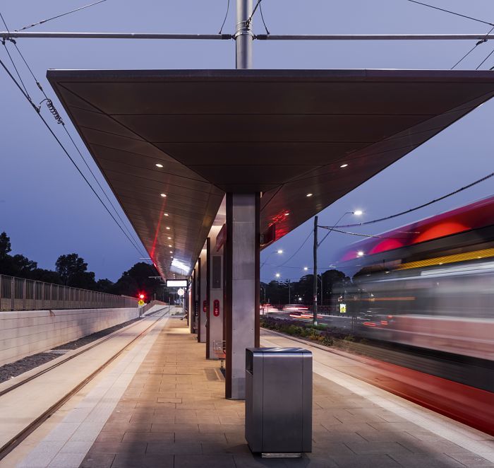Rätt belysning av tågstationer och hållplatser