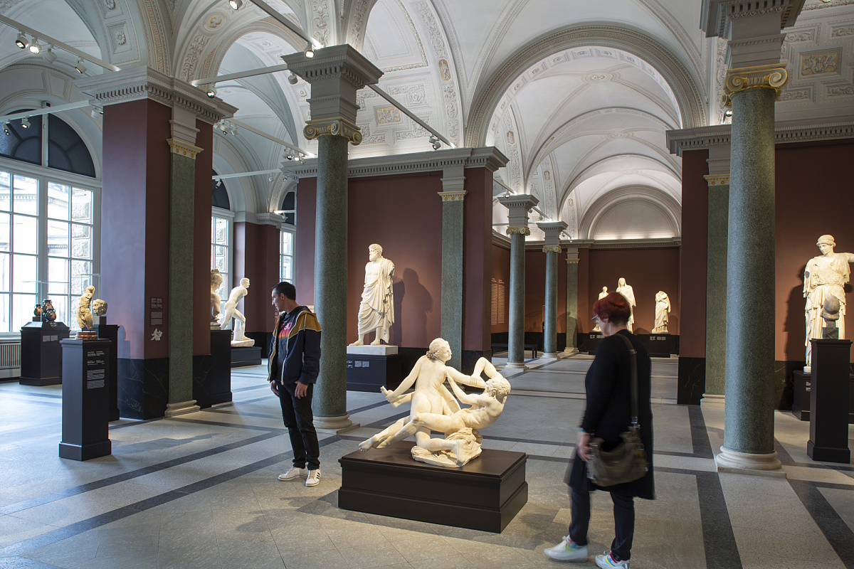 ERCO LED spotlights in the Old Masters Picture Gallery