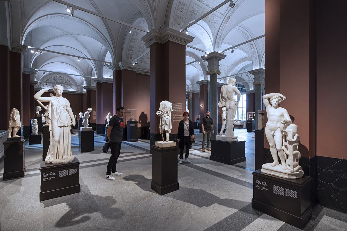 ERCO LED spotlights in the Old Masters Picture Gallery