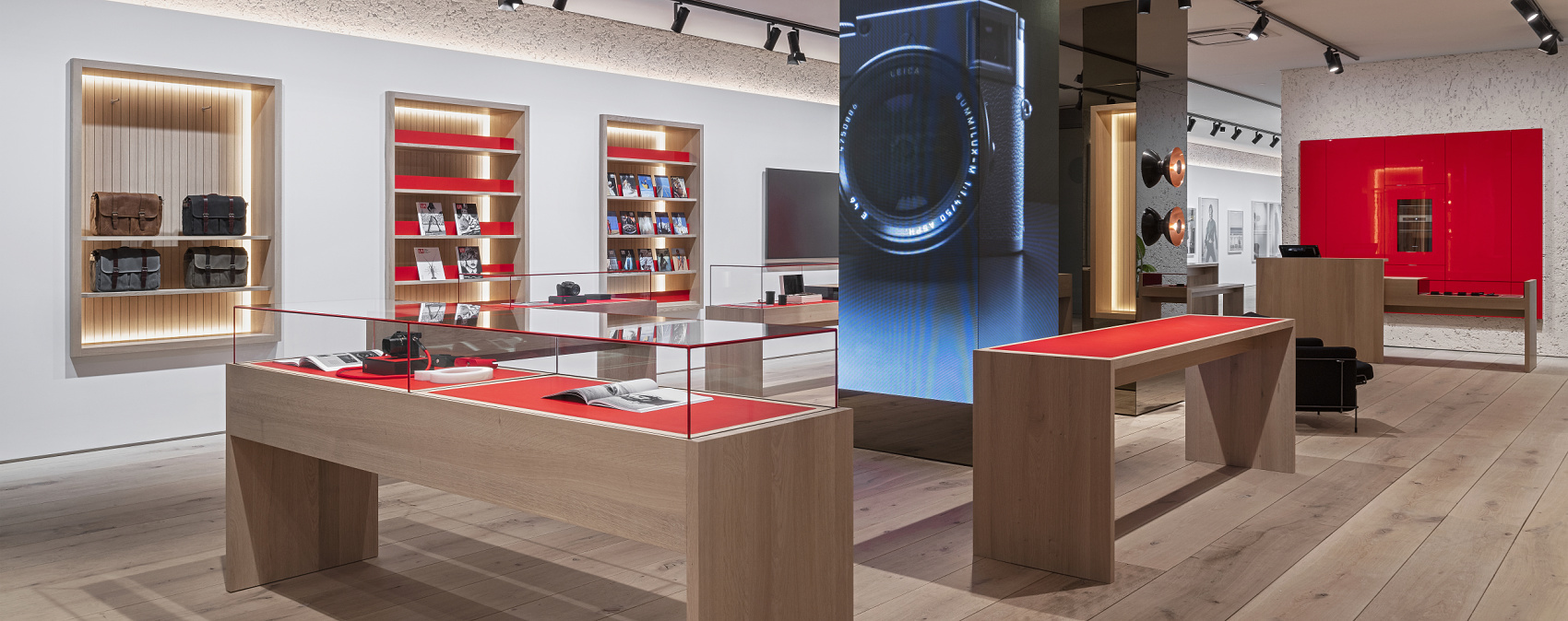 ERCO Licht im ‚Leica Store & Galerie‘ München, München, Deutschland