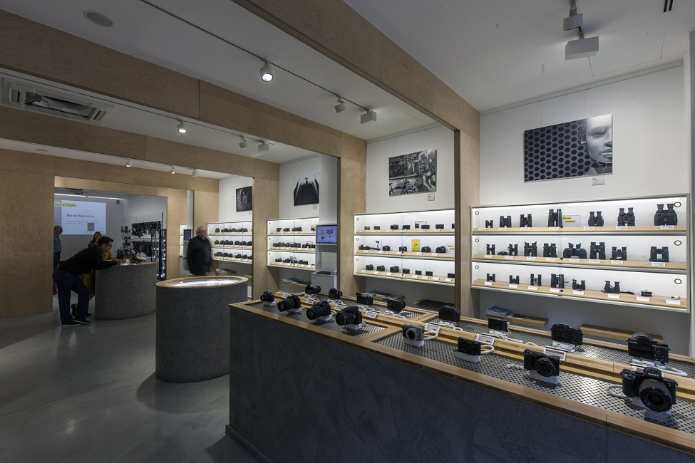 Foto Koch, retail outlet for photographic accessories, Düsseldorf, Germany
