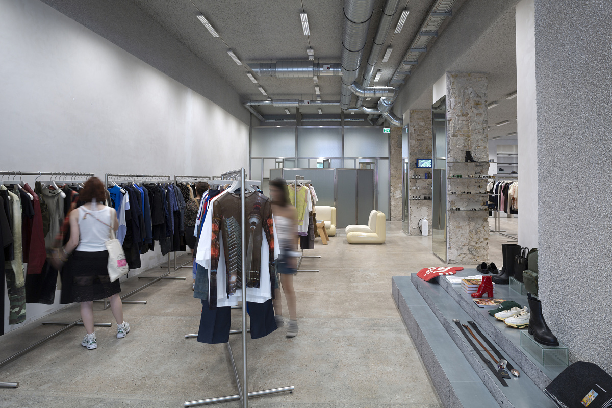 Highsnobiety shop hotsell