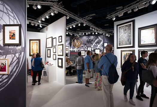 International art fairs in Asia and the USA