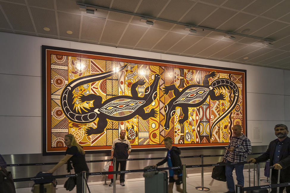 Kingford Smith International Airport, Sidney - Opera d’arte  