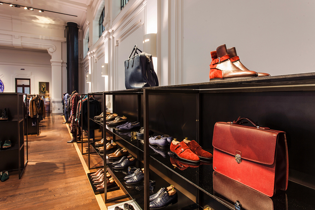 Kiton store, Milan