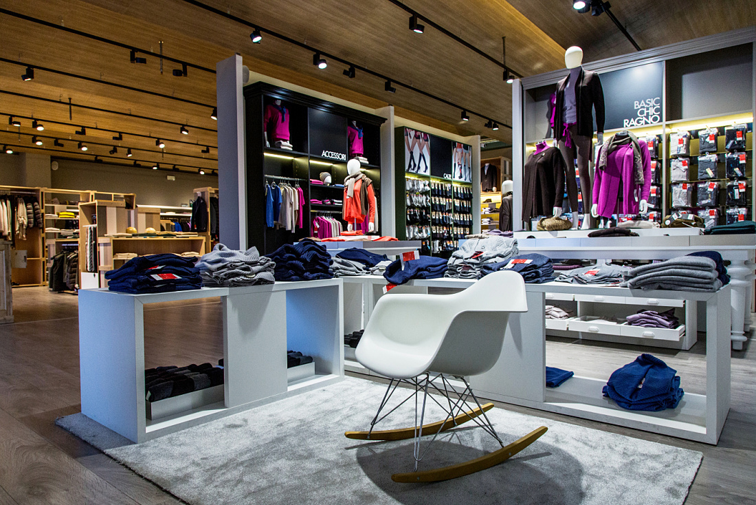 Concept Store Lanificio di Tollegno / Ragno, Mailand