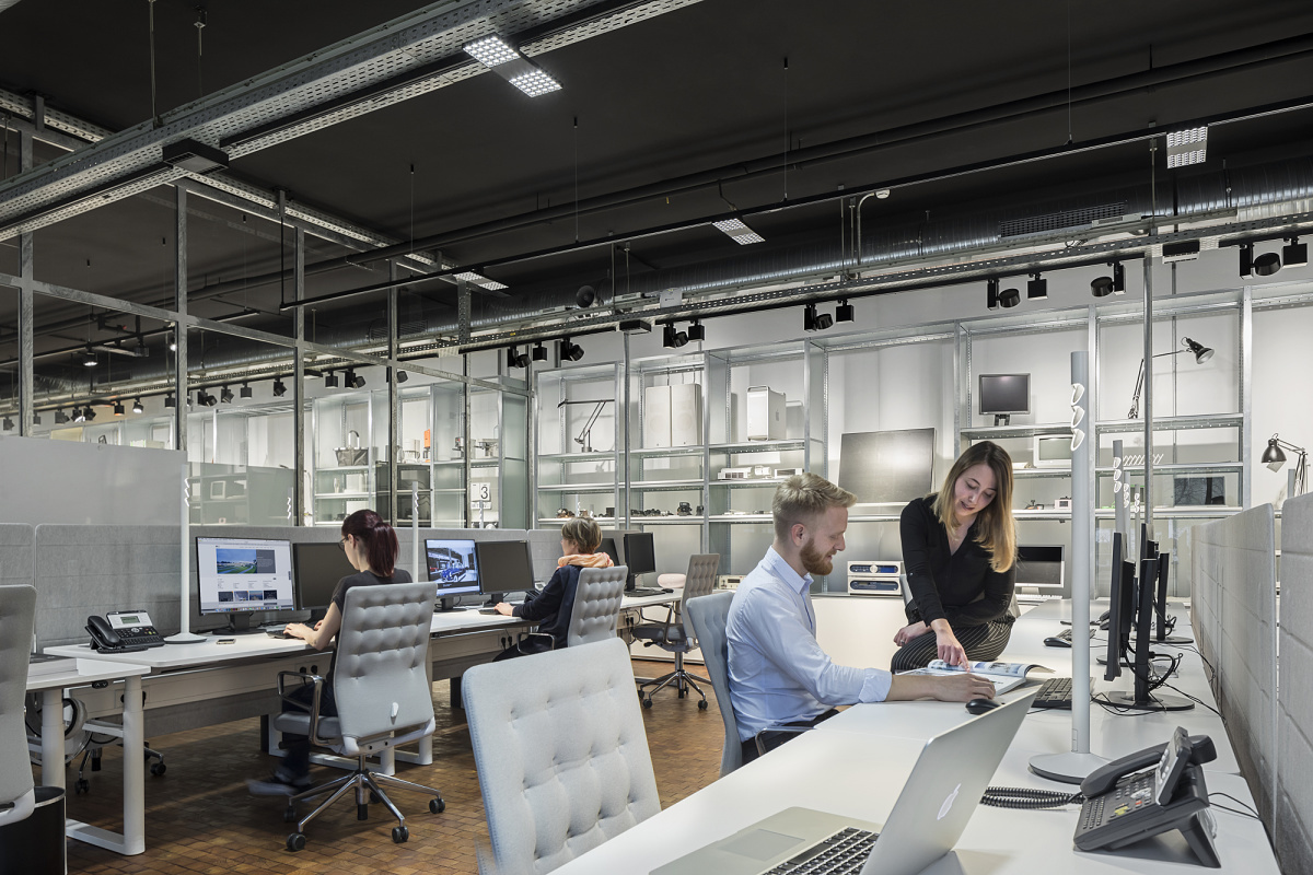 Lumière pour bureaux flexibles