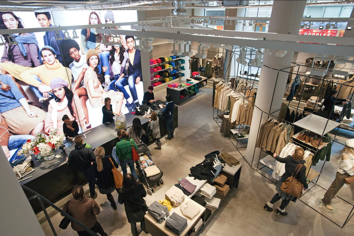 Lighting design: Retail design ceiling