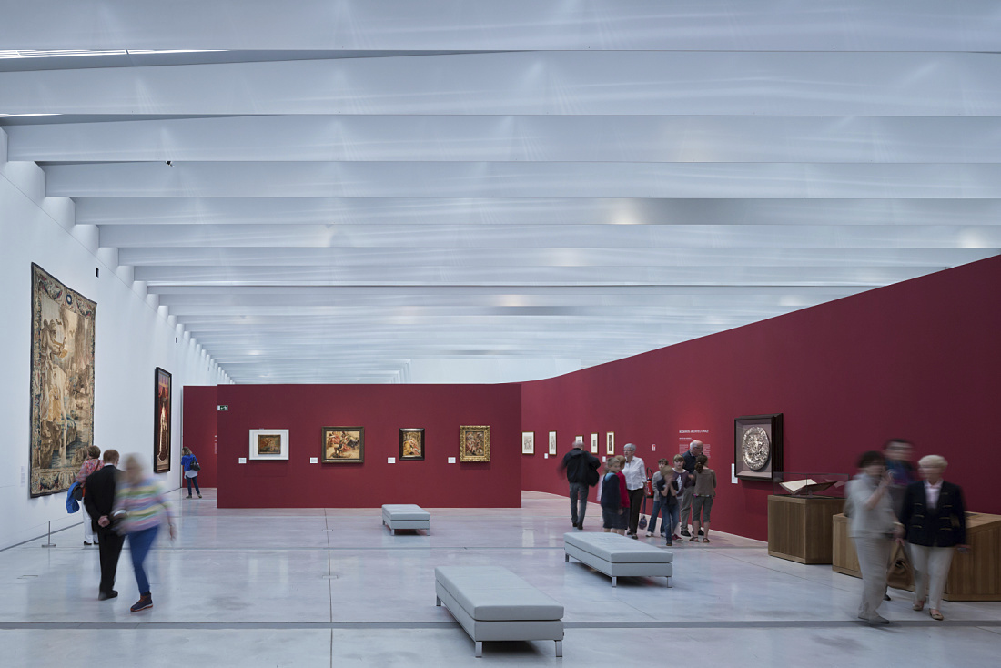 Louvre-Lens Museum, Lens